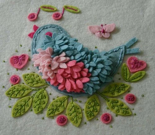 How to Transfer Embroidery Pattern onto Felt